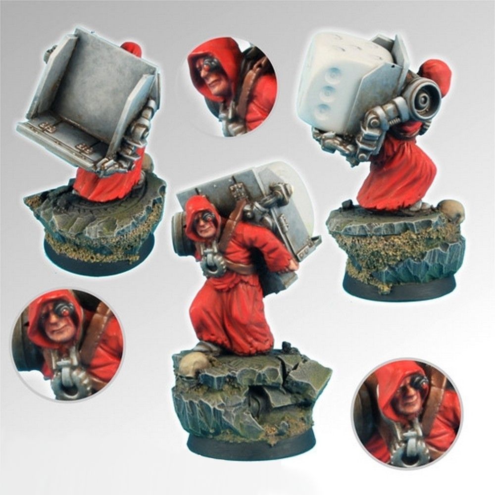 Servant Dice Bearer