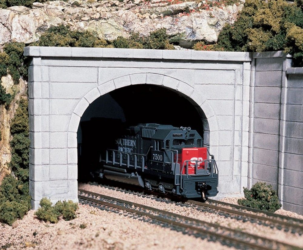 HO Concrete Double Tunnel Portal