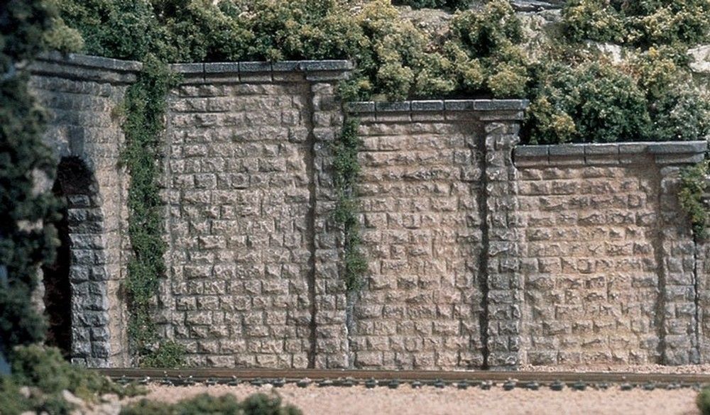 HO Cut Stone Retaining Wall (x3)