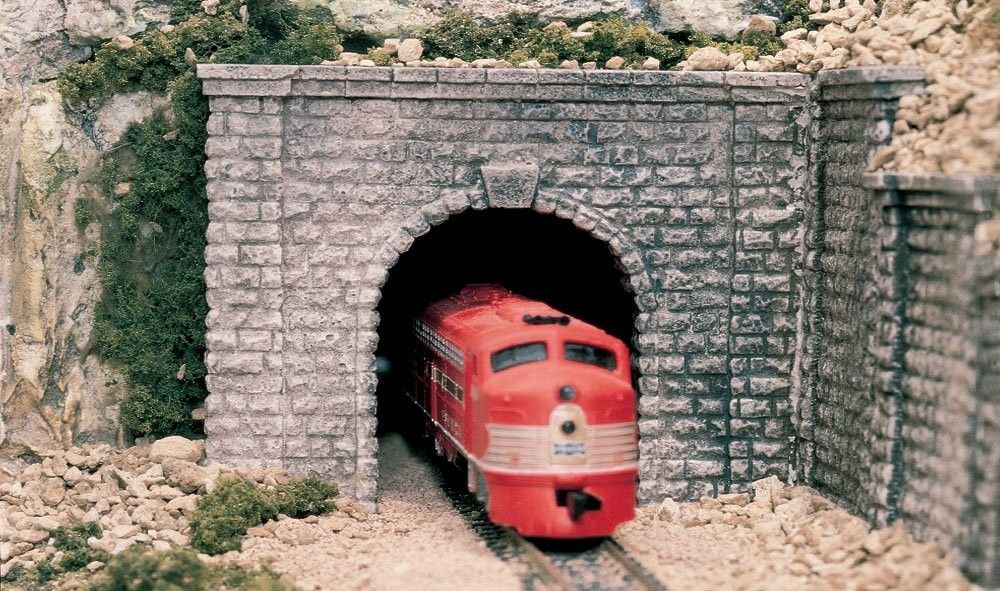 O Cut Stone Single Tunnel Portal