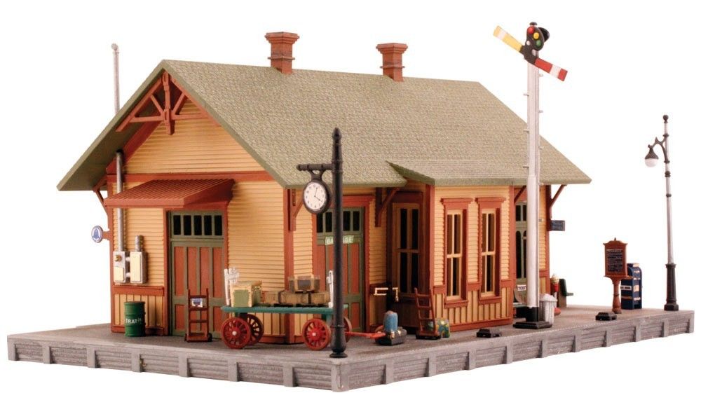 N Woodland Station